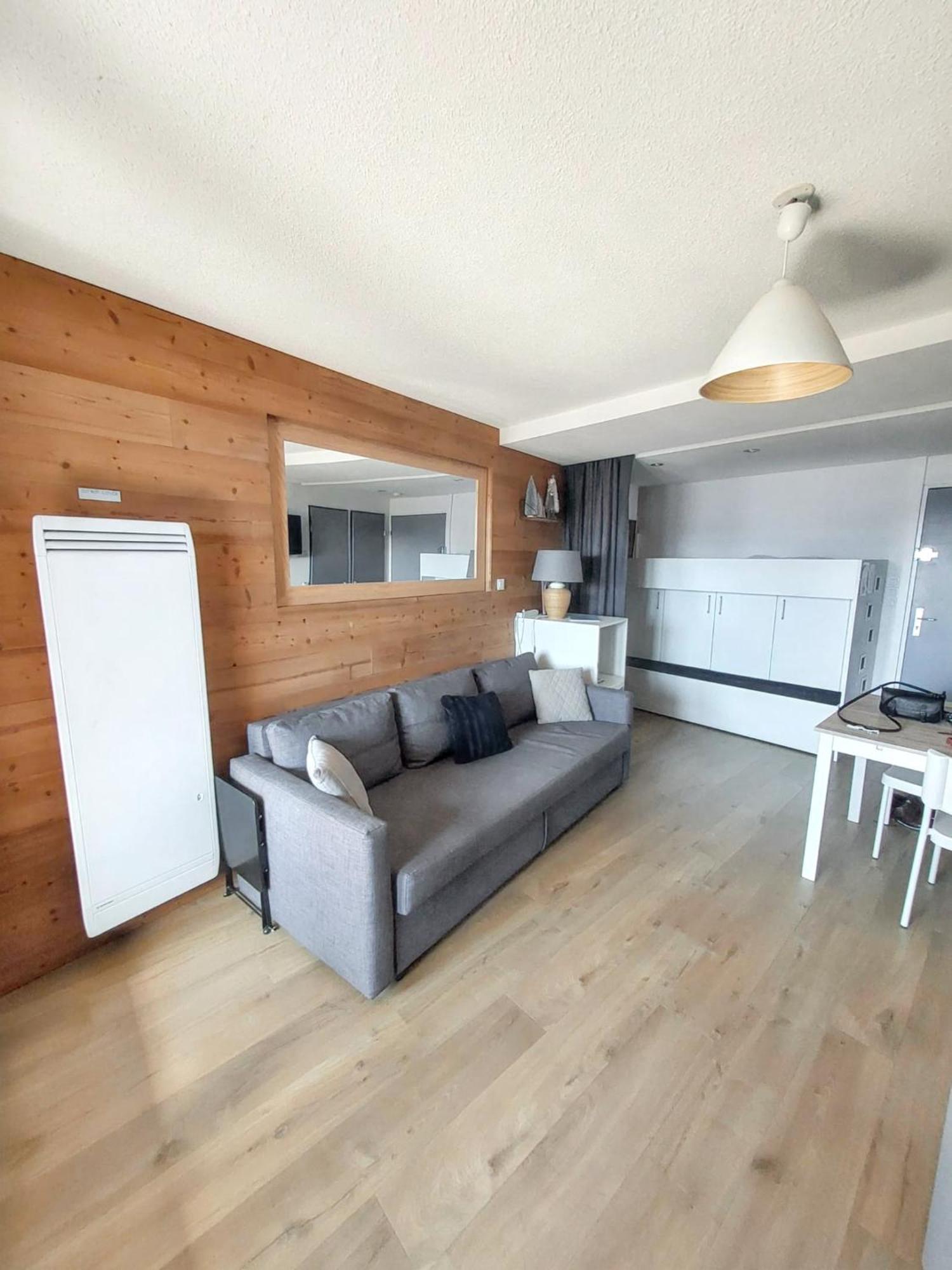 Appartement Confortable A L'Alpe D'Huez De 27 M² Avec Vue Montagne Exterior photo